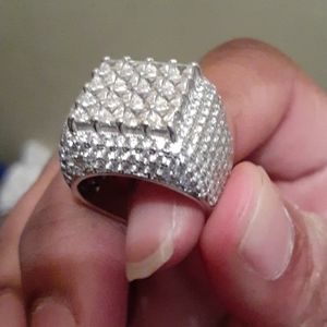 Diamond ring